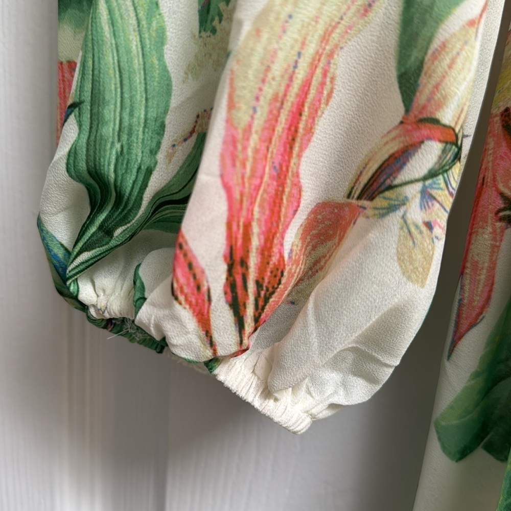 NWOT Floral Green and Cream Printed Maxi Flowy Kimono Top Size Medium - Picture 8 of 9